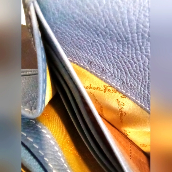 Salvatore Ferragamo Long Leather Wallet EUC - Picture 12 of 16